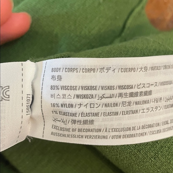 Abercrombie and Fitch stretchy rib knit green cropped tank top cami XXL - Picture 5 of 5